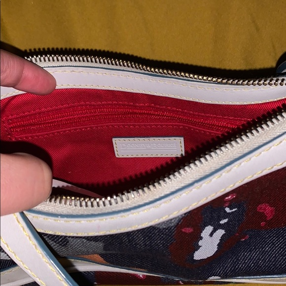 Dooney and Bourke shoulder bag - Picture 4 of 4